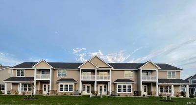 3396 Forester Watch Run, Townhouse with 2 bedrooms, 2 bathrooms and null parking in Lysander NY | Image 2