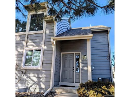 2052 S Worchester Way, Aurora, CO, 80014-4314 | Card Image