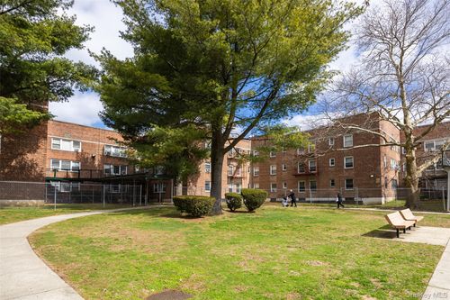 apt-2c-69-12 140th St, Flushing, NY, 11367-1605 | Card Image