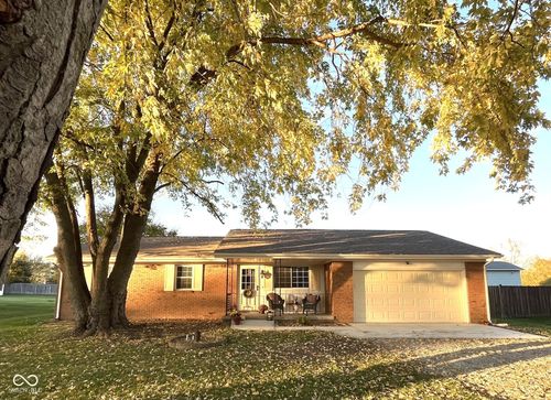8630 E Mcgregor Rd, Indianapolis, IN, 46259-9615 | Card Image