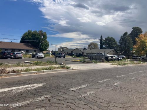 2614 N 3rd St, Flagstaff, AZ, 86004 | Card Image