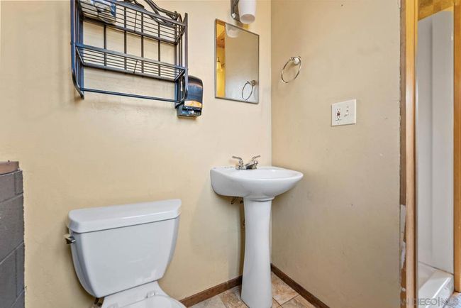 2032 Englewood Dr, House other with 2 bedrooms, 2 bathrooms and 6 parking in Lemon Grove CA | Image 38