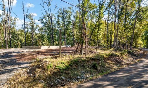 313 Chelaque Way, Mooresburg, TN, 37811-2658 | Card Image