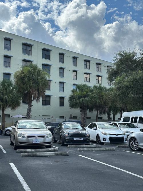 apt-305-701 S Madison Ave, CLEARWATER, FL, 33756-4161 | Card Image
