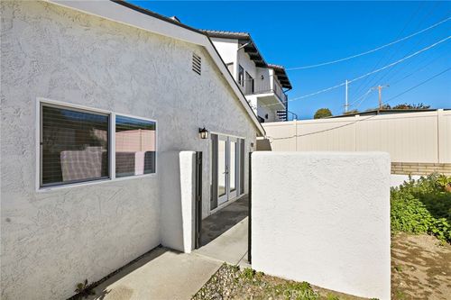 b-118 Avenida Santa Margarita, San Clemente, CA, 92672-3431 | Card Image