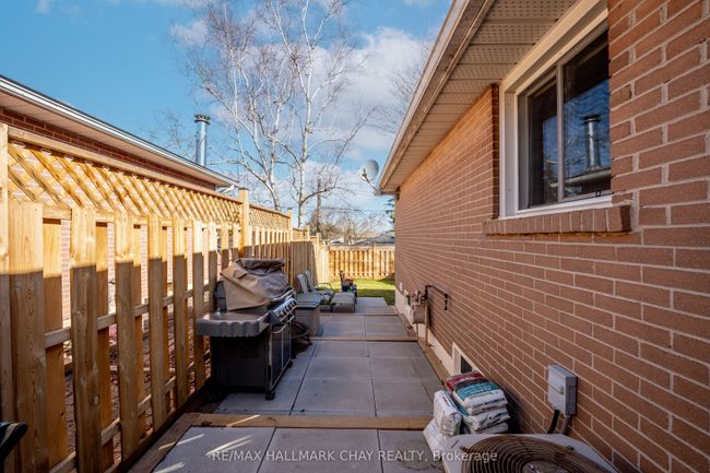 28 Brown St, House attached with 4 bedrooms, 2 bathrooms and 3 parking in Tottenham ON | Image 35