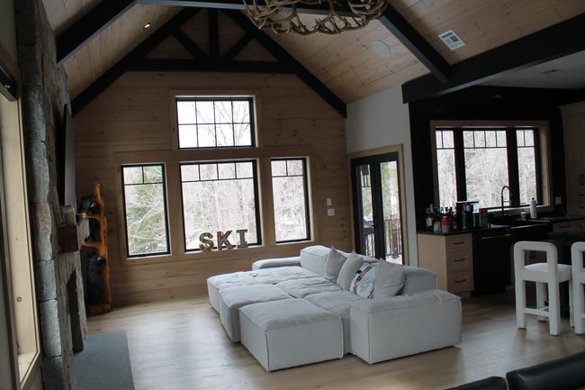 330 S Peak Rd, House other with 5 bedrooms, 5 bathrooms and null parking in Lincoln NH | Image 9