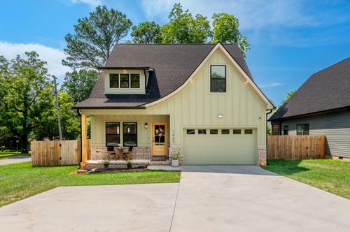1669 Morris Hill Rd, Chattanooga, TN, 37421-3339 | Card Image