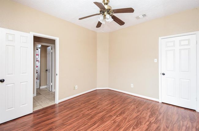 APT-173 - 8888 Benning Dr, Townhouse with 3 bedrooms, 3 bathrooms and 2 parking in Houston TX | Image 18