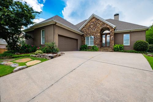25 Mossy Rock Cv, Little Rock, AR, 72211-4441 | Card Image