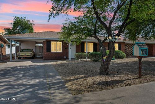 2015 W Weldon Ave, Phoenix, AZ, 85015-5446 | Card Image
