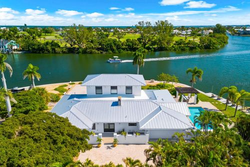 531 72nd St, HOLMES BEACH, FL, 34217-1108 | Card Image