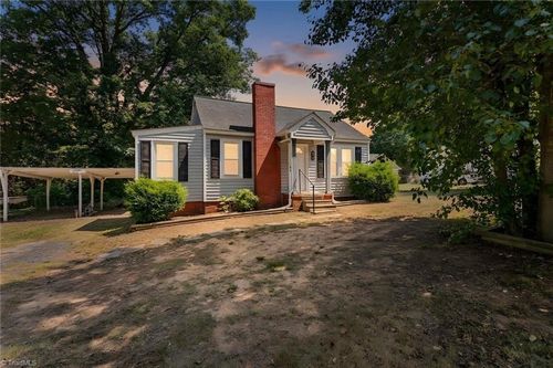 238 Underwood St, Asheboro, NC, 27203-3749 | Card Image