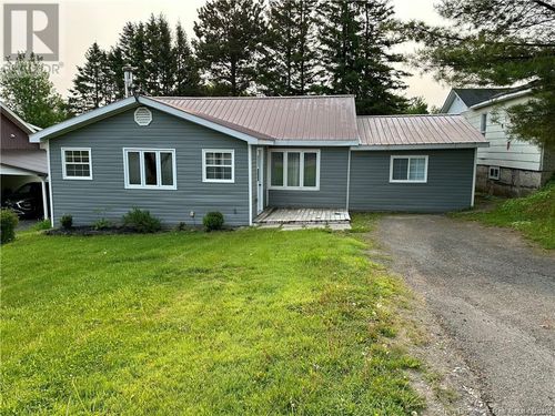 142 Main St, Plaster Rock, NB, E7G2E4 | Card Image