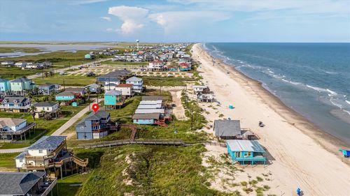 601 Wave Ct, Surfside Beach, TX, 77541-2101 | Card Image