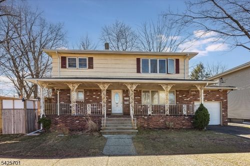 89 Division St, Bloomfield, NJ, 07003-3624 | Card Image