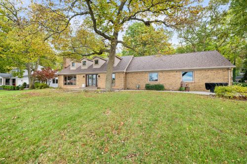 2185 N Carriage Ln, Port Clinton, OH, 43452-2911 | Card Image