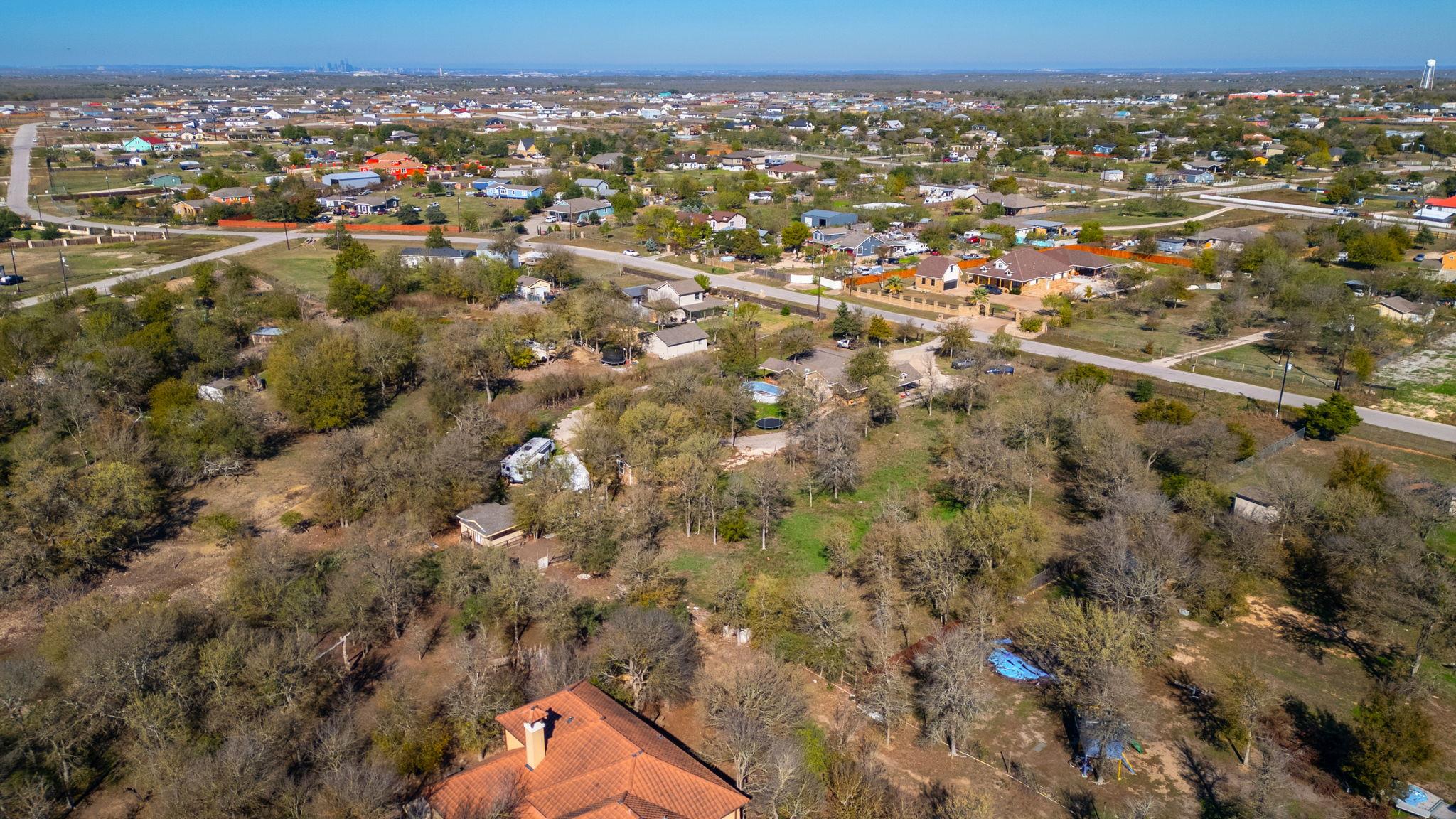 Land in Del Valle 2