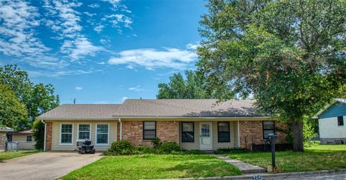 914 S Avenue N, Clifton, TX, 76634-2340 | Card Image