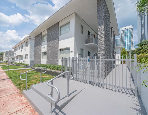 apt-6-6871 Abbott Ave, Miami Beach, FL, 33141-3837 | Card Image