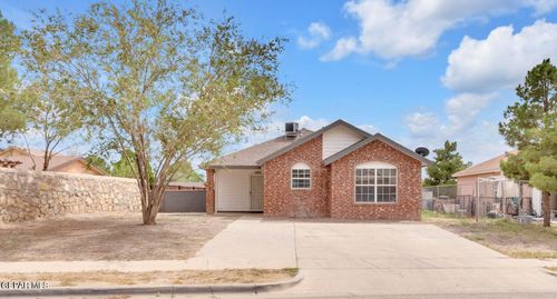 1082 Mill Valley Rd, El Paso, TX, 79927-4881 | Card Image