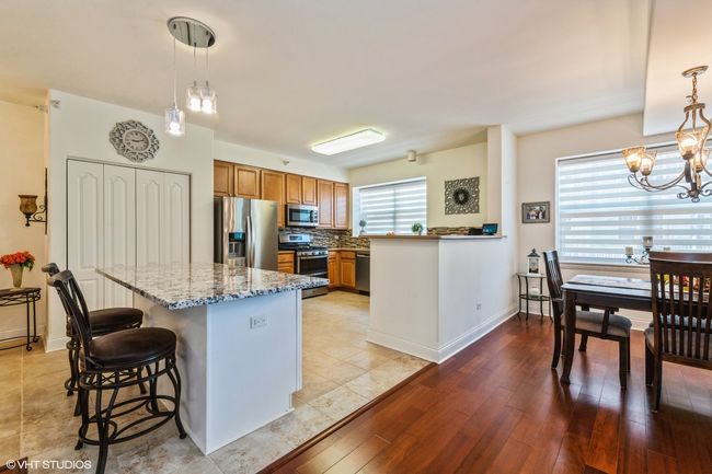 UNIT-101 - 1 Itasca Pl, Home with 2 bedrooms, 2 bathrooms and null parking in Itasca IL | Image 5