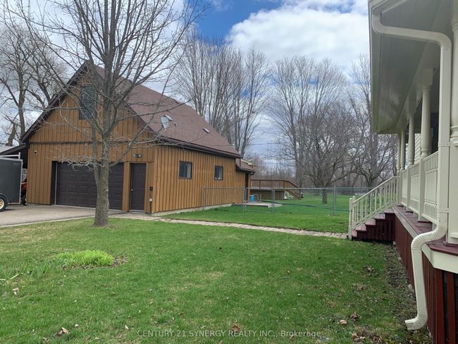 22 Victoria St, House other with 3 bedrooms, 2 bathrooms and 6 parking in Jasper ON | Image 23
