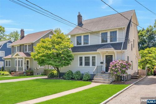2 Columbus Ave, Montclair, NJ, 07042-5006 | Card Image
