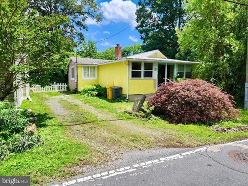 4725 Idlewilde Rd, SHADY SIDE, MD, 20764-9788 | Card Image