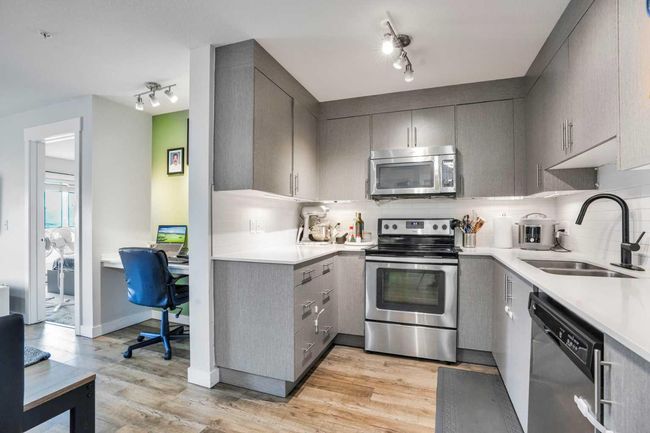 1308 - 302 Skyview Ranch Drive Ne, Condo with 2 bedrooms, 2 bathrooms and 1 parking in Calgary AB | Image 7