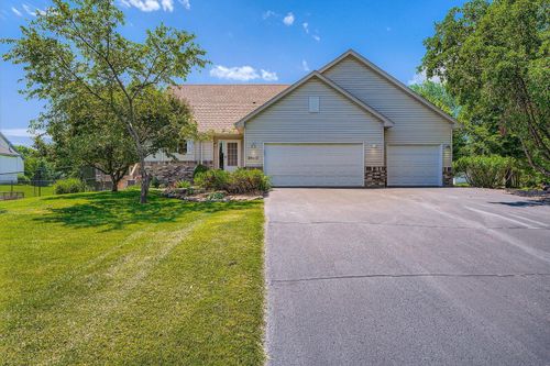 20117 Carlisle Ct, Farmington, MN, 55024-1762 | Card Image