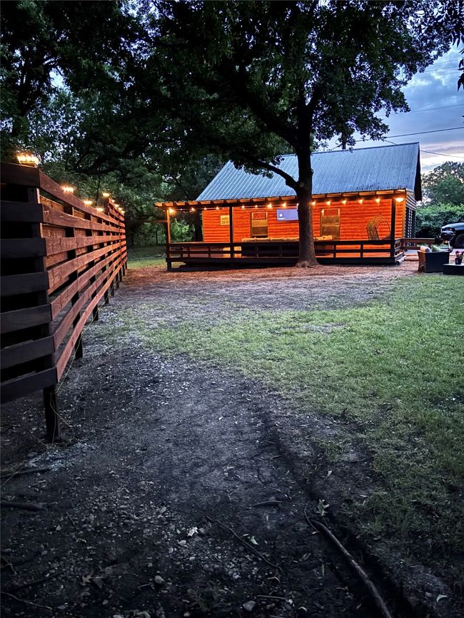 101 Easy St, House other with 4 bedrooms, 2 bathrooms and null parking in Valley View TX | Image 35