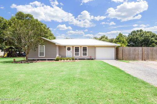 947 Austin Rd, Youngsville, LA, 70592-6500 | Card Image