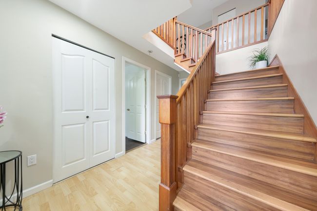443 Rousseau Street, House other with 7 bedrooms, 4 bathrooms and 4 parking in New Westminster BC | Image 2