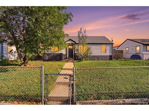 7194 Garden Ln, Commerce City, CO, 80022-1632 | Card Image