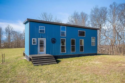 172 Beaver Ln, Gainesboro, MS, 38652 | Card Image