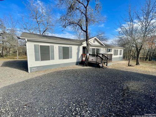 1635 Terrell Bnd, San Antonio, TX, 78264-4228 | Card Image