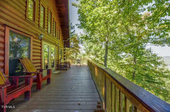 3831 Glenview Way, House other with 3 bedrooms, 3 bathrooms and null parking in Sevierville TN | Image 27
