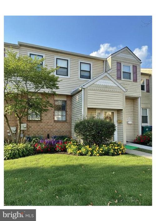 232 Birch Dr, LAFAYETTE HILL, PA, 19444-2104 | Card Image