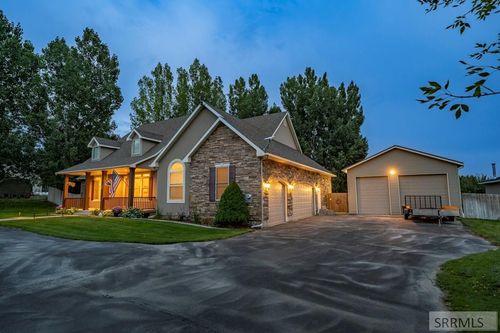689 E 950 N, Shelley, ID, 83274-5200 | Card Image