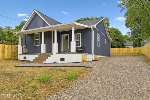 1706 Davanna St, Knoxville, TN, 37917-5507 | Card Image