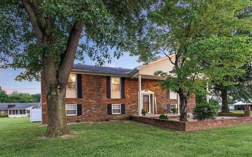 1524 Elmhurst Dr, Worthington, KY, 41183 | Card Image