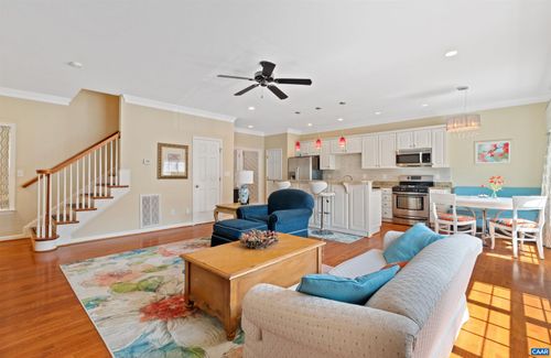 371 Quarry Rd, CHARLOTTESVILLE, VA, 22902-3300 | Card Image
