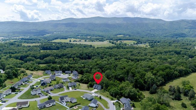 266 Locustdale Loop, House other with 6 bedrooms, 3 bathrooms and null parking in SHENANDOAH VA | Image 68