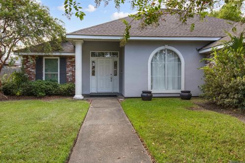 101 Oak Knoll Ct, La Place, LA, 70068-7135 | Card Image