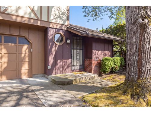 1369 City View St, Eugene, OR, 97402 | Card Image