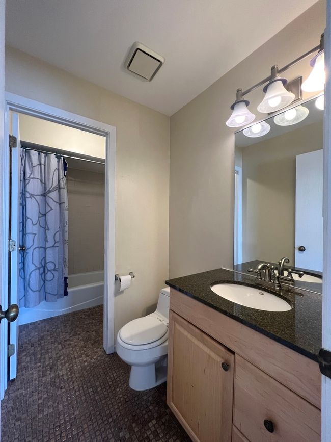 APT-16 - 14 Echo Ct, Home with 2 bedrooms, 2 bathrooms and 2 parking in Vernon Hills IL | Image 7