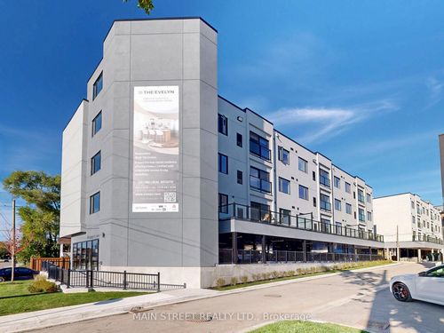 305-49 Charles St, Newmarket, ON, L3Y3V7 | Card Image