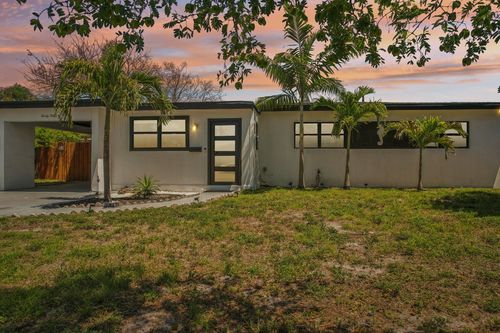 2030 Sw 22nd Ave, Fort Lauderdale, FL, 33312-4565 | Card Image
