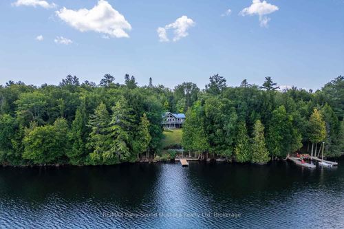 1889 South Horn Lake Road, Magnetawan, ON, P0A1P0 | Card Image